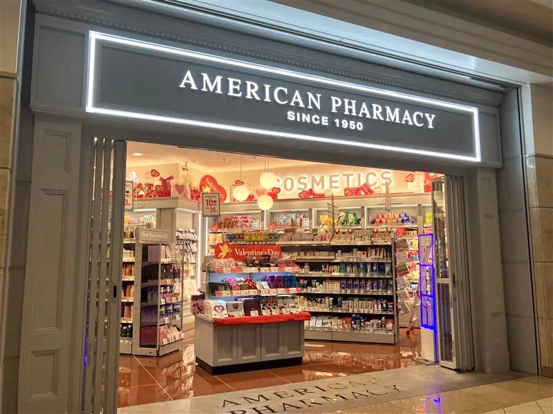 公式】AMERICAN PHARMACY 丸の内店｜Tomod's